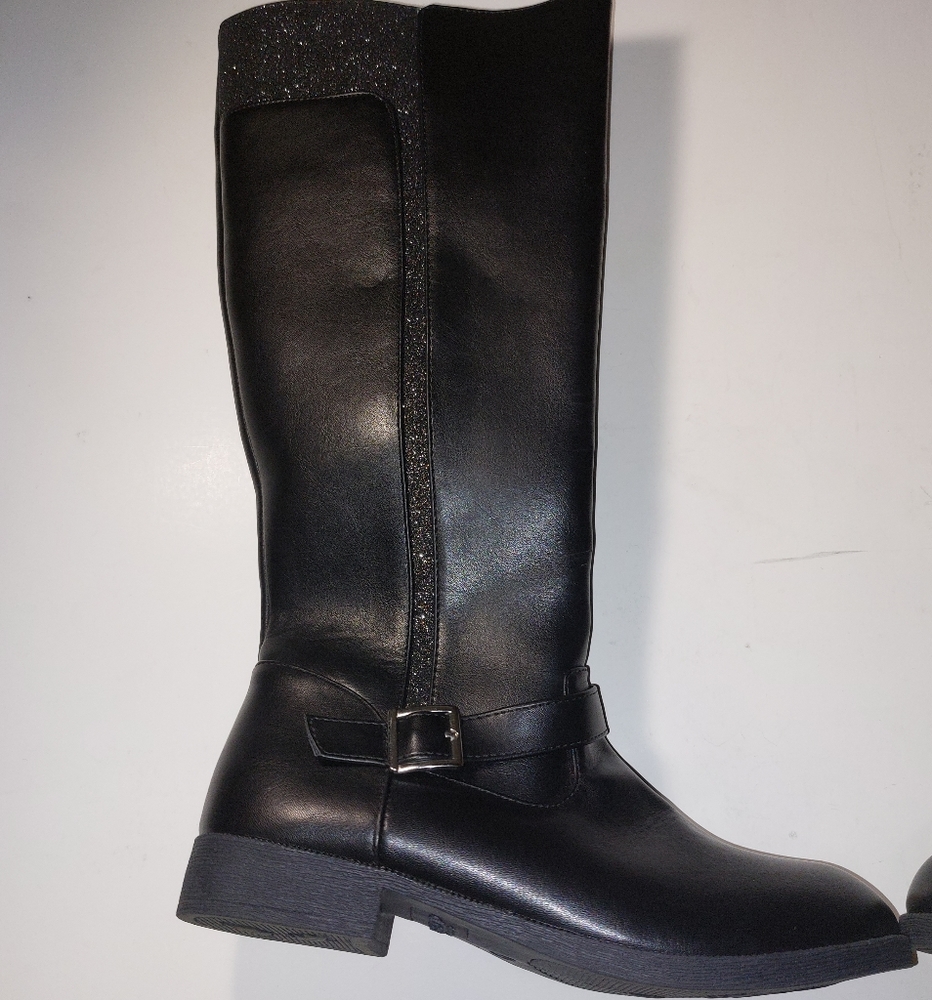 New Dynasty Classics Boots sz.4 womens ID-LF83029A. Lite scrufs see pictures